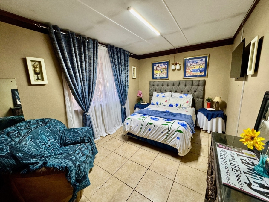 4 Bedroom Property for Sale in Die Bult North West